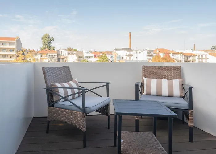 Liiiving In - Luxury Gallery Ii بورتو