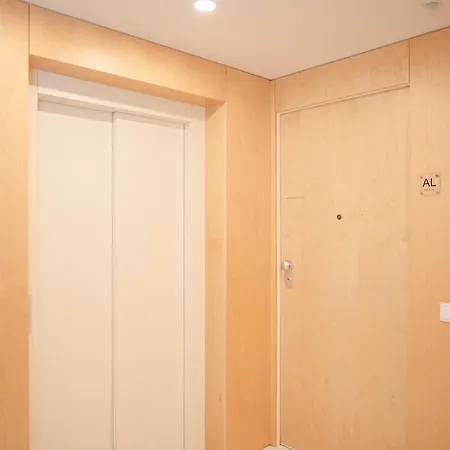 Liiiving In - Luxury Gallery Apartment Porto