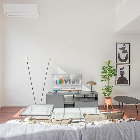 Liiiving In - Luxury Gallery *