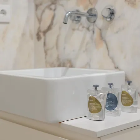 Апартаменты Liiiving In - Luxury Gallery Ii *